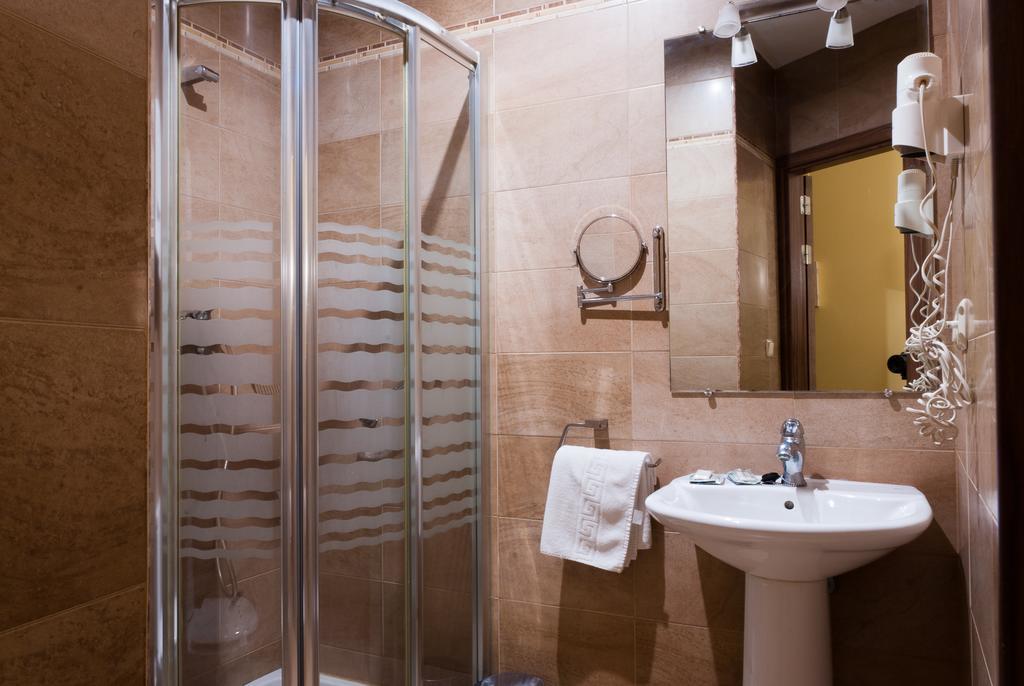 Hotel Hidalgo Quijada Alcazar de San Juan Εξωτερικό φωτογραφία